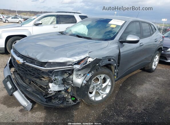 KL77LFE23RC139972 2024 CHEVROLET TRAX Gray Передня ліва чверть