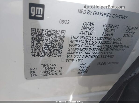 KL77LFE26RC111440 2024 CHEVROLET TRAX White Widok komory silnika