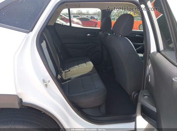 KL77LFE26RC111440 2024 CHEVROLET TRAX White Widok naklejki z numerem VIN