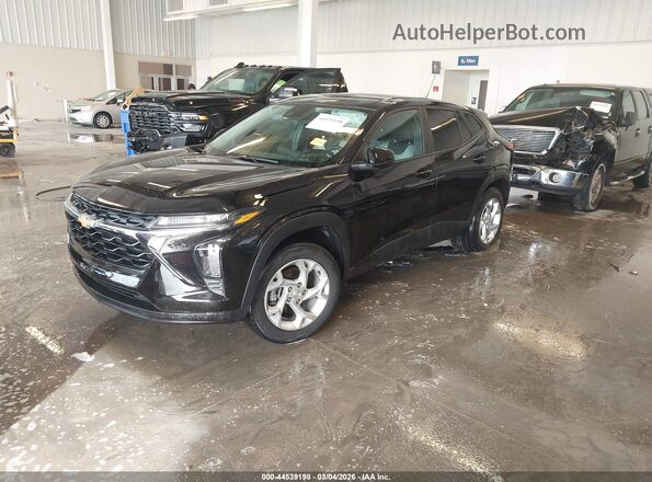 KL77LFEP4SC058562 2025 CHEVROLET TRAX Black წინა მარცხენა ხედი სამი მეოთხედიდან
