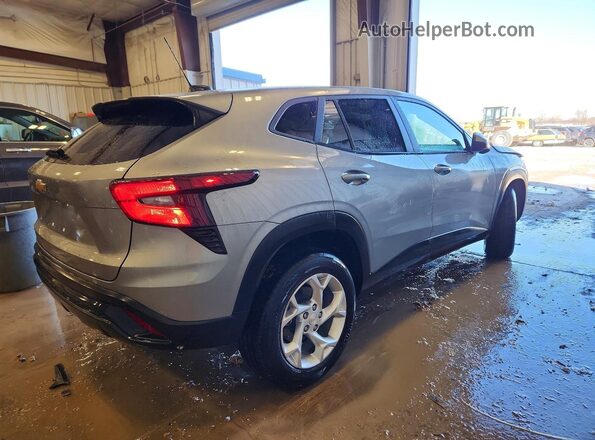 KL77LFEP9TC009794 2026 CHEVROLET TRAX Silver 