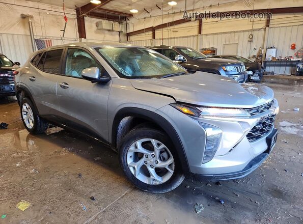 KL77LFEP9TC009794 2026 CHEVROLET TRAX Silver 