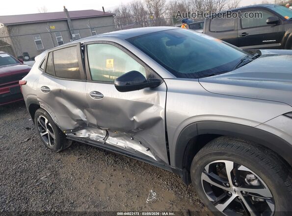 KL77LGE27RC121920 2024 CHEVROLET TRAX Silver 