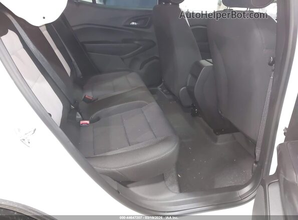 KL77LGEP5SC093715 2025 CHEVROLET TRAX White Widok naklejki z numerem VIN
