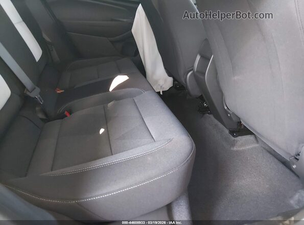 KL77LGEP7TC047384 2026 CHEVROLET TRAX Silver Widok naklejki z numerem VIN