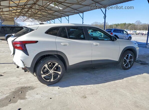 KL77LGEP9TC001166 2026 CHEVROLET TRAX White Trasero derecho