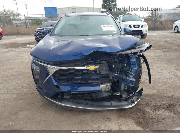 KL77LHE29RC214315 2024 CHEVROLET TRAX Blue Вид спереду