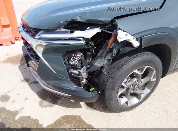 KL77LHEP2SC245276 2025 CHEVROLET TRAX Green Դիմացի տեսք