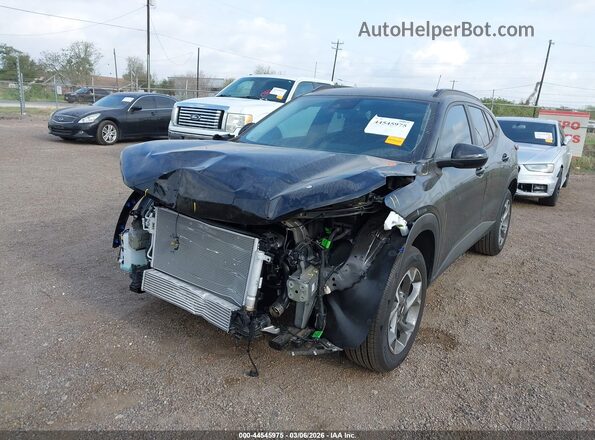 KL77LHEP2TC051123 2026 CHEVROLET TRAX Black Vista frontal