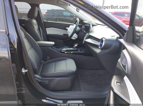 KL77LHEP2TC051123 2026 CHEVROLET TRAX Black Vista interior delantera