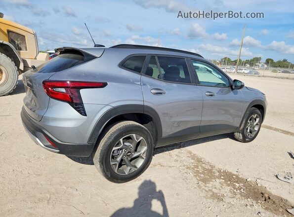 KL77LHEP3TC093669 2026 CHEVROLET TRAX Gray Задня права чверть