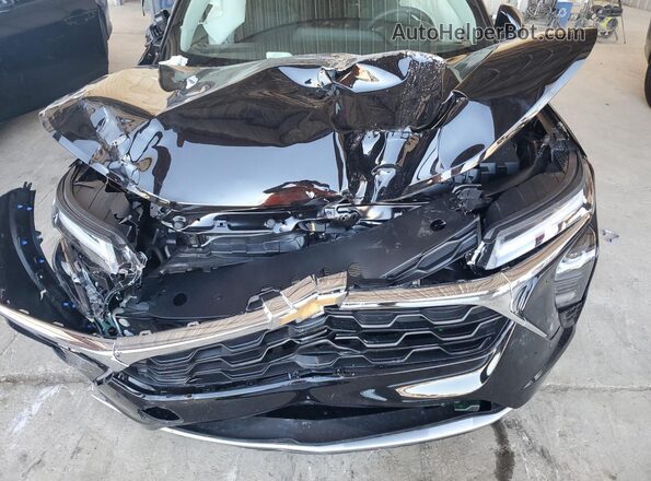KL77LHEP4TC007186 2026 CHEVROLET TRAX Black Widok wnętrza z tyłu