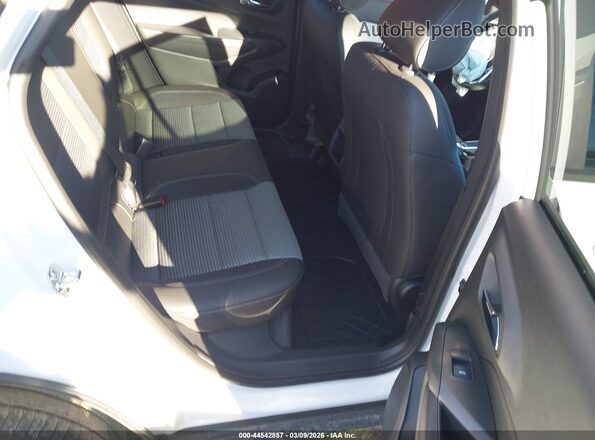 KL77LHEP8TC072591 2026 CHEVROLET TRAX White Вид наклейки з VIN-кодом