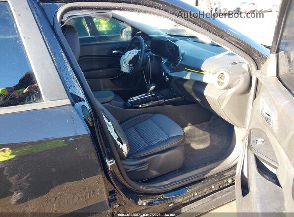 KL77LHEP9SC117679 2025 CHEVROLET TRAX Black Սալոնի դիմացի տեսք