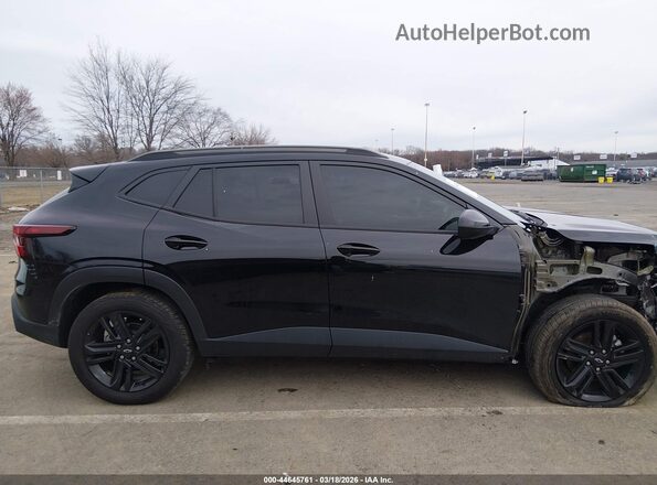 KL77LKEP3SC136242 2025 CHEVROLET TRAX Black Սալոնի հետևի տեսք