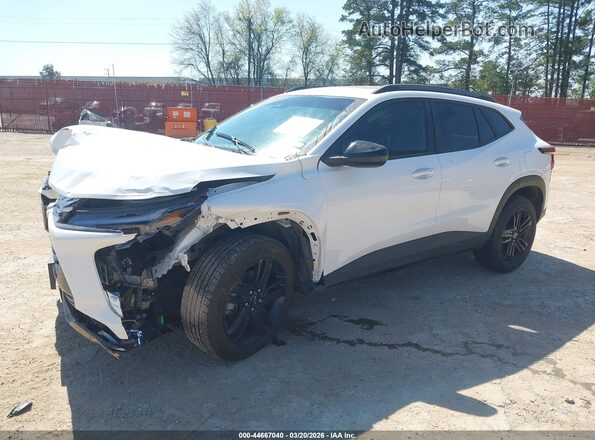 KL77LKEP3SC187773 2025 CHEVROLET TRAX White Передня ліва чверть