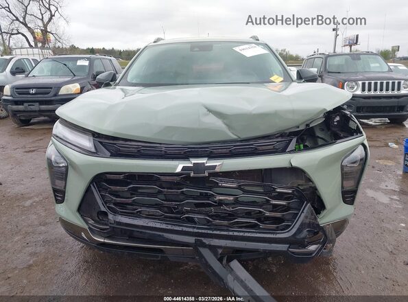 KL77LKEPXSC008239 2025 CHEVROLET TRAX Green Вид щитка приладів