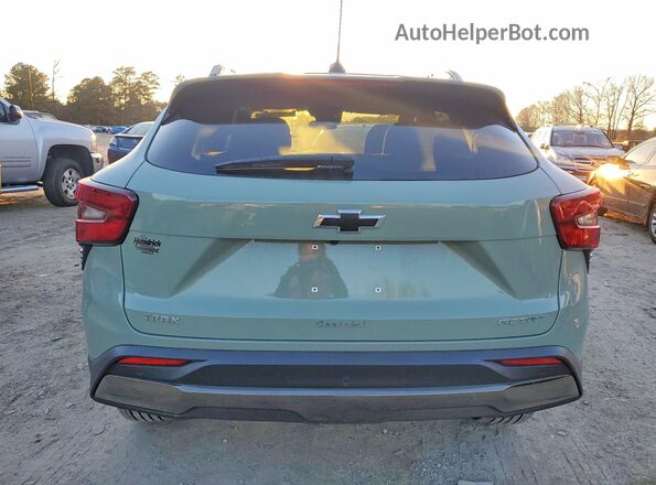 KL77LKEPXTC014284 2026 CHEVROLET TRAX Green Вид ззаду