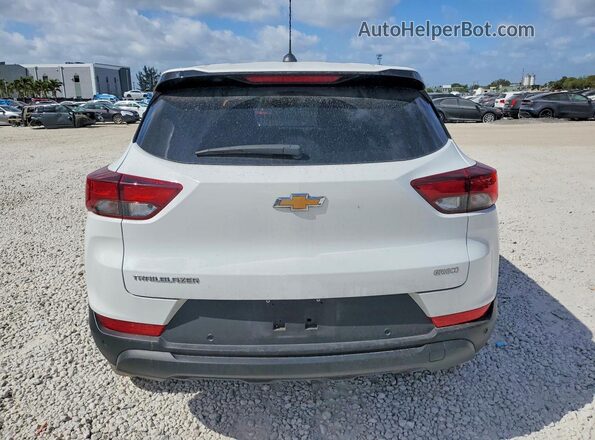 KL79MMS21RB177429 2024 CHEVROLET TRAILBLAZER White Widok z tyłu