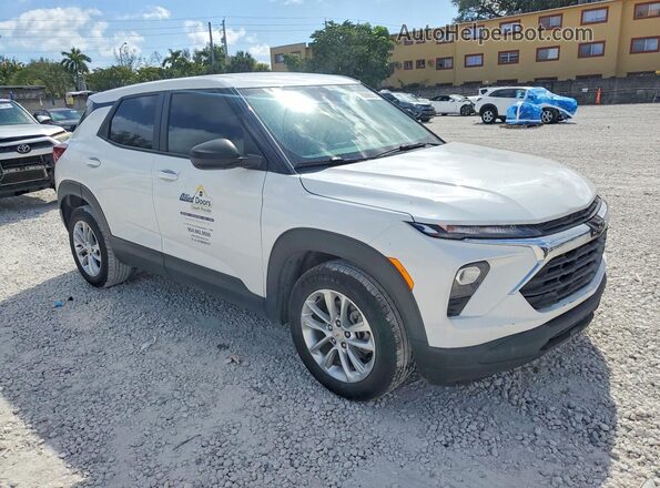 KL79MMS21RB177429 2024 CHEVROLET TRAILBLAZER White Przód prawy