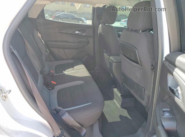KL79MMS21RB177429 2024 CHEVROLET TRAILBLAZER White Widok tylnych siedzeń