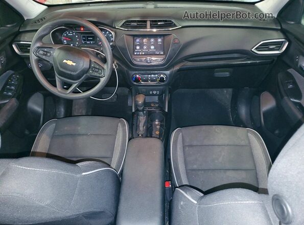 KL79MMS24MB143574 2021 CHEVROLET TRAILBLAZER Red Вид панелі приладів