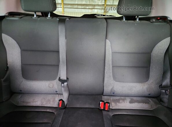 KL79MMS28MB012762 2021 CHEVROLET TRAILBLAZER Maroon უკანა სავარძლების ხედი