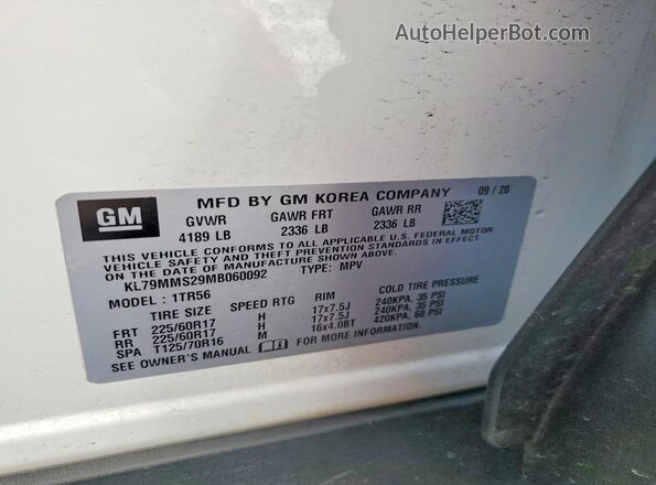 KL79MMS29MB060092 2021 CHEVROLET TRAILBLAZER White Widok naklejki z numerem VIN