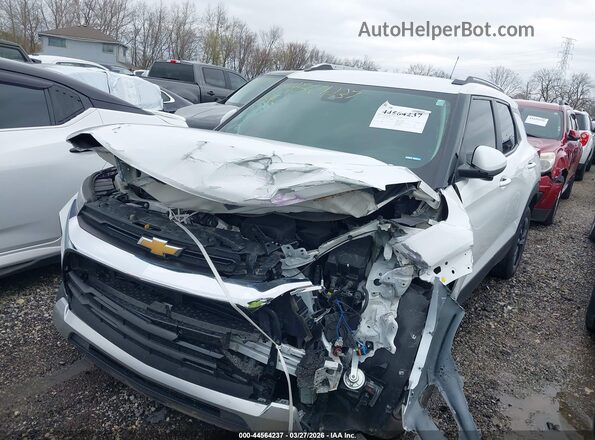 KL79MPS25PB089028 2023 CHEVROLET TRAILBLAZER White Widok z przodu
