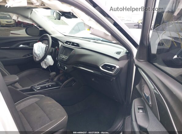KL79MPS25PB089028 2023 CHEVROLET TRAILBLAZER White Widok wnętrza z przodu