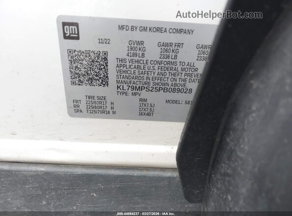 KL79MPS25PB089028 2023 CHEVROLET TRAILBLAZER White Widok komory silnika