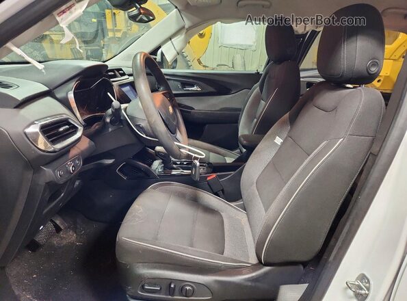 KL79MRSL4MB125761 2021 CHEVROLET TRAILBLAZER White Вид салону спереду