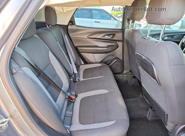 KL79MRSL6MB032501 2021 CHEVROLET TRAILBLAZER Gray Rear interior view