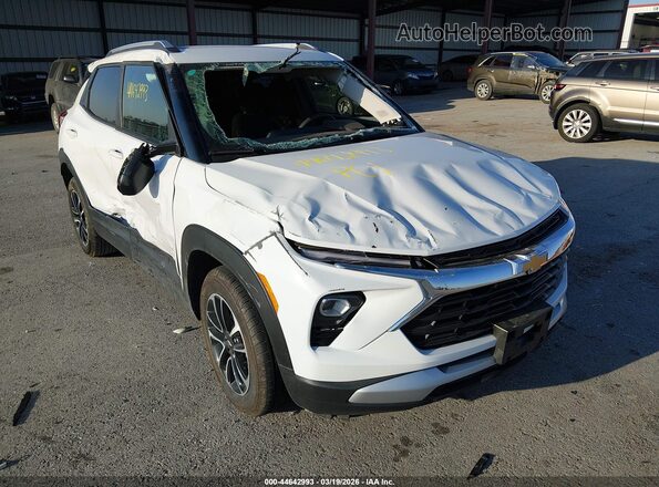 KL79MRSLXSB139984 2025 CHEVROLET TRAILBLAZER White წინა ხედი