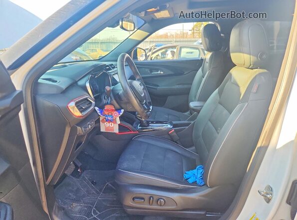 KL79MTSL2MB123844 2021 CHEVROLET TRAILBLAZER White Vista interior delantera