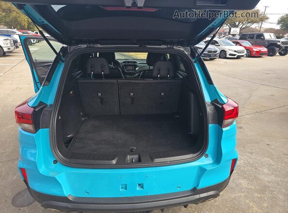 KL79MTSL3MB073794 2021 CHEVROLET TRAILBLAZER Teal Rear interior view