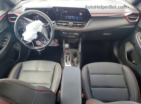 KL79MTSL4SB067094 2025 CHEVROLET TRAILBLAZER Red Вид панелі приладів