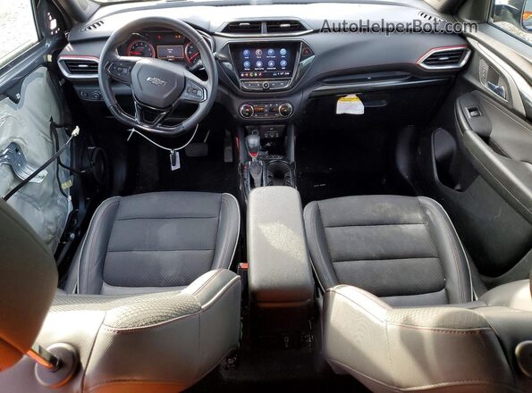 KL79MTSL6MB180175 2021 CHEVROLET TRAILBLAZER Серый Вид панели приборов