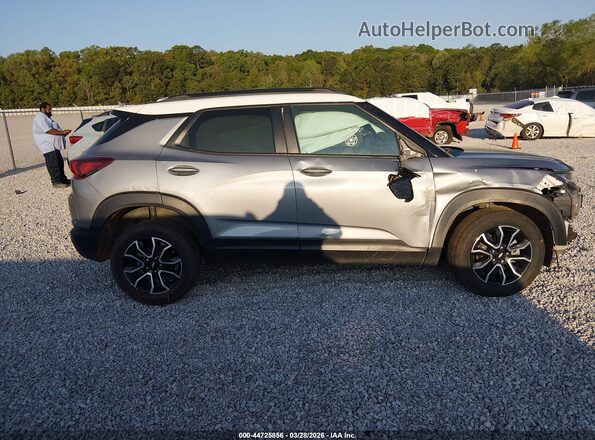 KL79MVSL4PB099658 2023 CHEVROLET TRAILBLAZER Silver Вид задньої частини салону