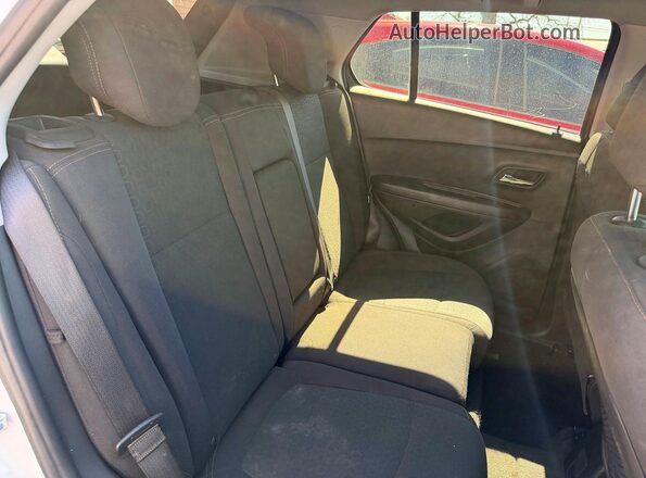 KL7CJKSB3MB302927 2021 CHEVROLET TRAX White უკანა ხედი