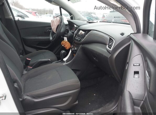 KL7CJKSB9JB574135 2018 CHEVROLET TRAX White 