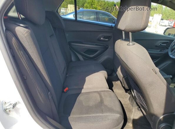 KL7CJKSBXMB339702 2021 CHEVROLET TRAX White Vista interior trasera