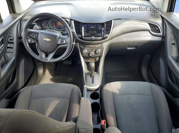 KL7CJKSBXMB339702 2021 CHEVROLET TRAX White Vista del salpicadero