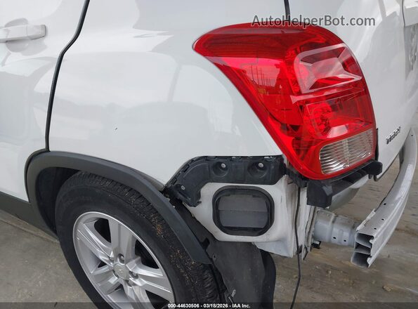KL7CJKSM0NB524148 2022 CHEVROLET TRAX Белый 
