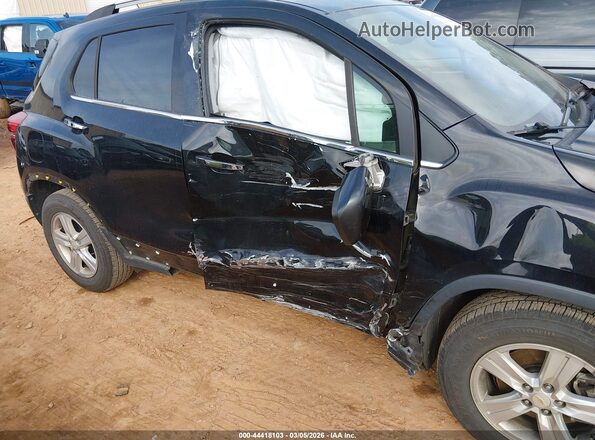 KL7CJLSB0KB911833 2019 CHEVROLET TRAX Black Front view