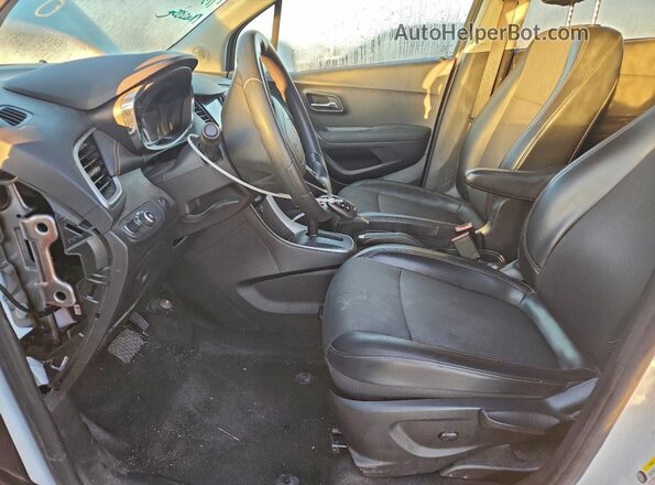 KL7CJLSB1MB310076 2021 CHEVROLET TRAX White 