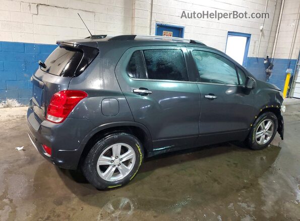 KL7CJLSB2JB617686 2018 CHEVROLET TRAX Серый Задняя правая четверть