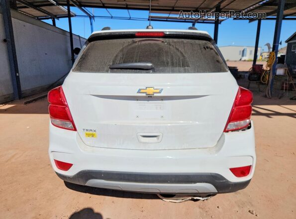 KL7CJLSB5MB360267 2021 CHEVROLET TRAX White Rear view