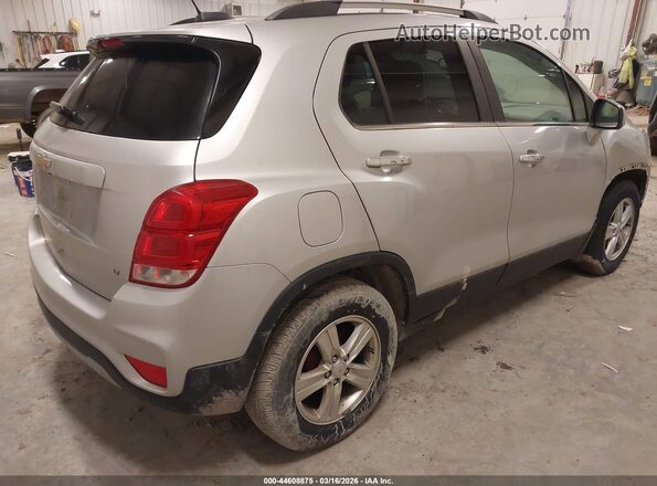 KL7CJLSB6KB818976 2019 CHEVROLET TRAX Silver უკანა მარჯვენა