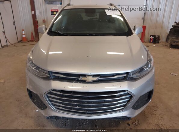 KL7CJLSB6KB818976 2019 CHEVROLET TRAX Silver წინა პანელის ხედი